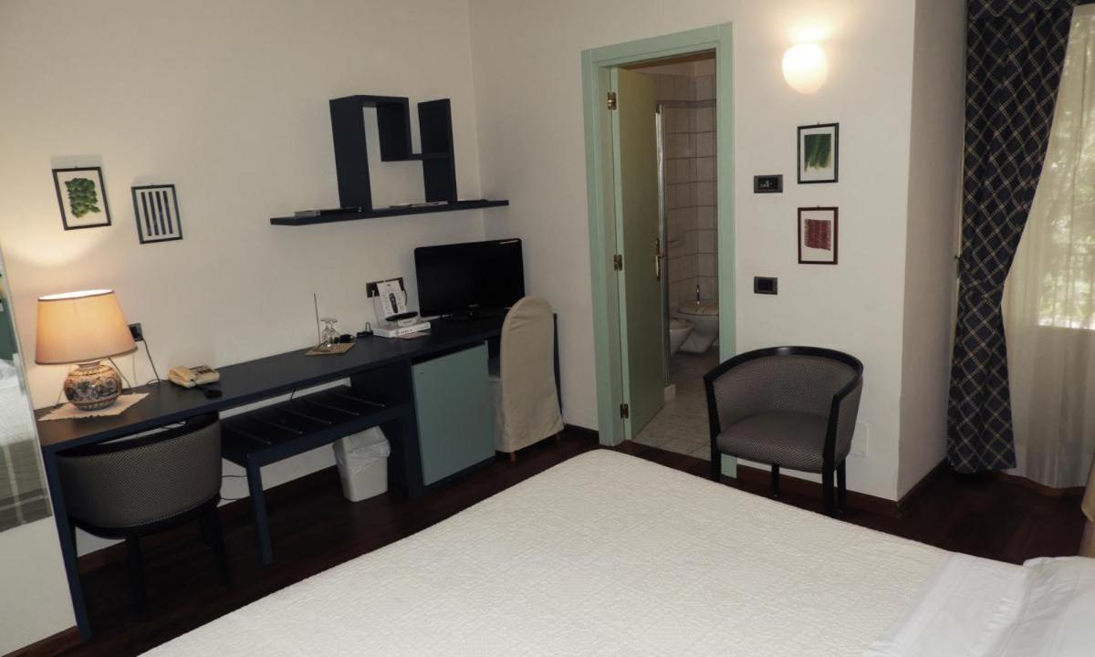 Deco Hotel Perugia Esterno foto