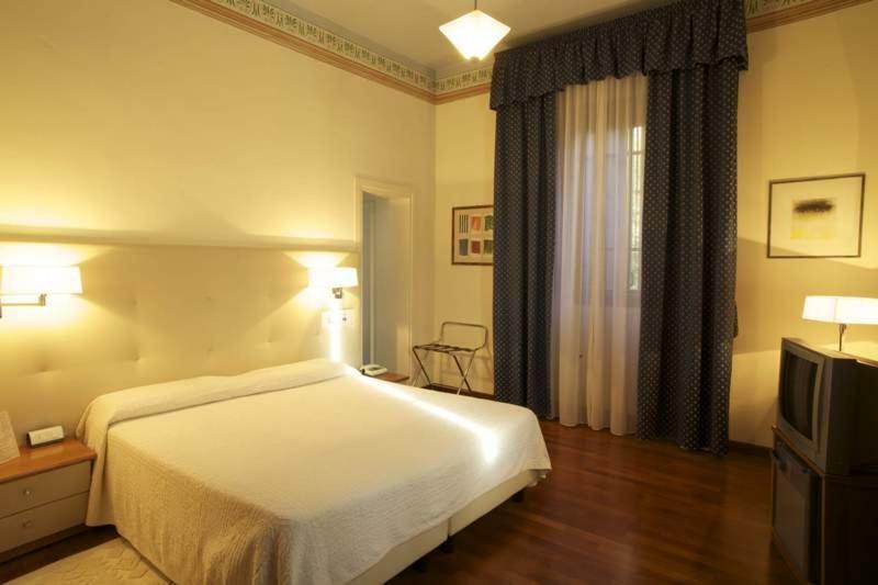 Deco Hotel Perugia Esterno foto